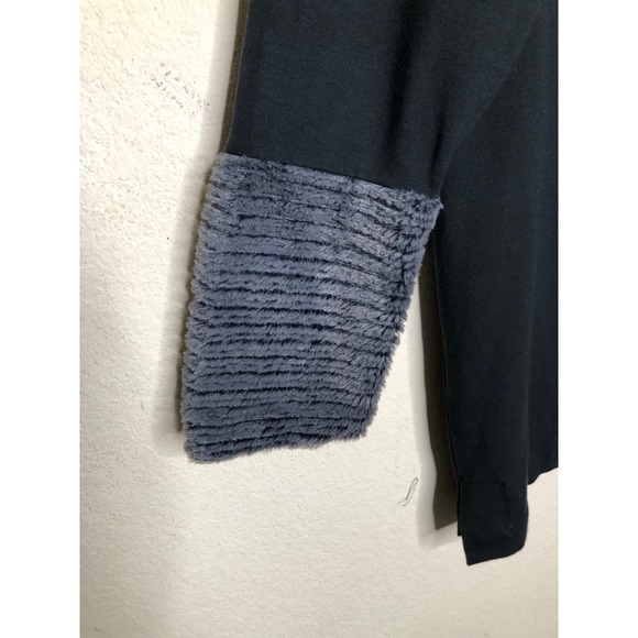 NWT Soft Surroundings Black Kindling Top Cowl Neck Gray Faux Fur Trim 1X Cozy - Picture 10 of 16